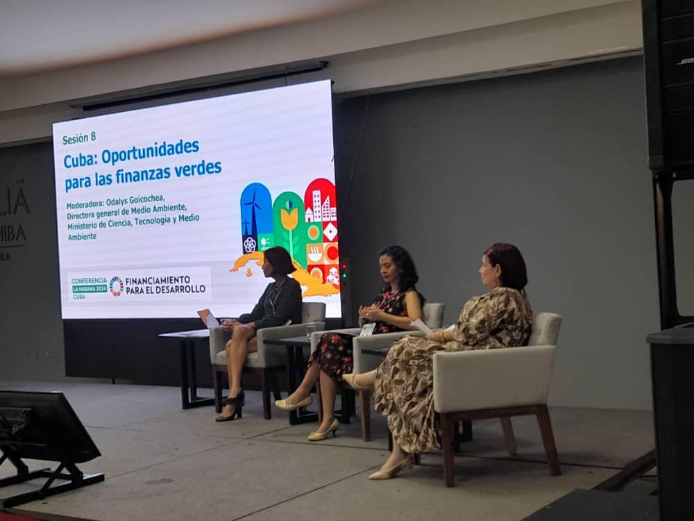 Imagen relacionada con la noticia :Momentos finales del día 2 y último de la Conferencia Internacional de Financiamiento para el Desarrollo en Cuba